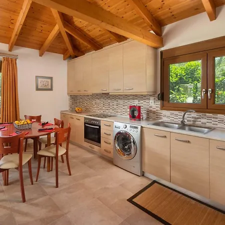 Oasis House In Filerimos * Ialysos (Rhodes)